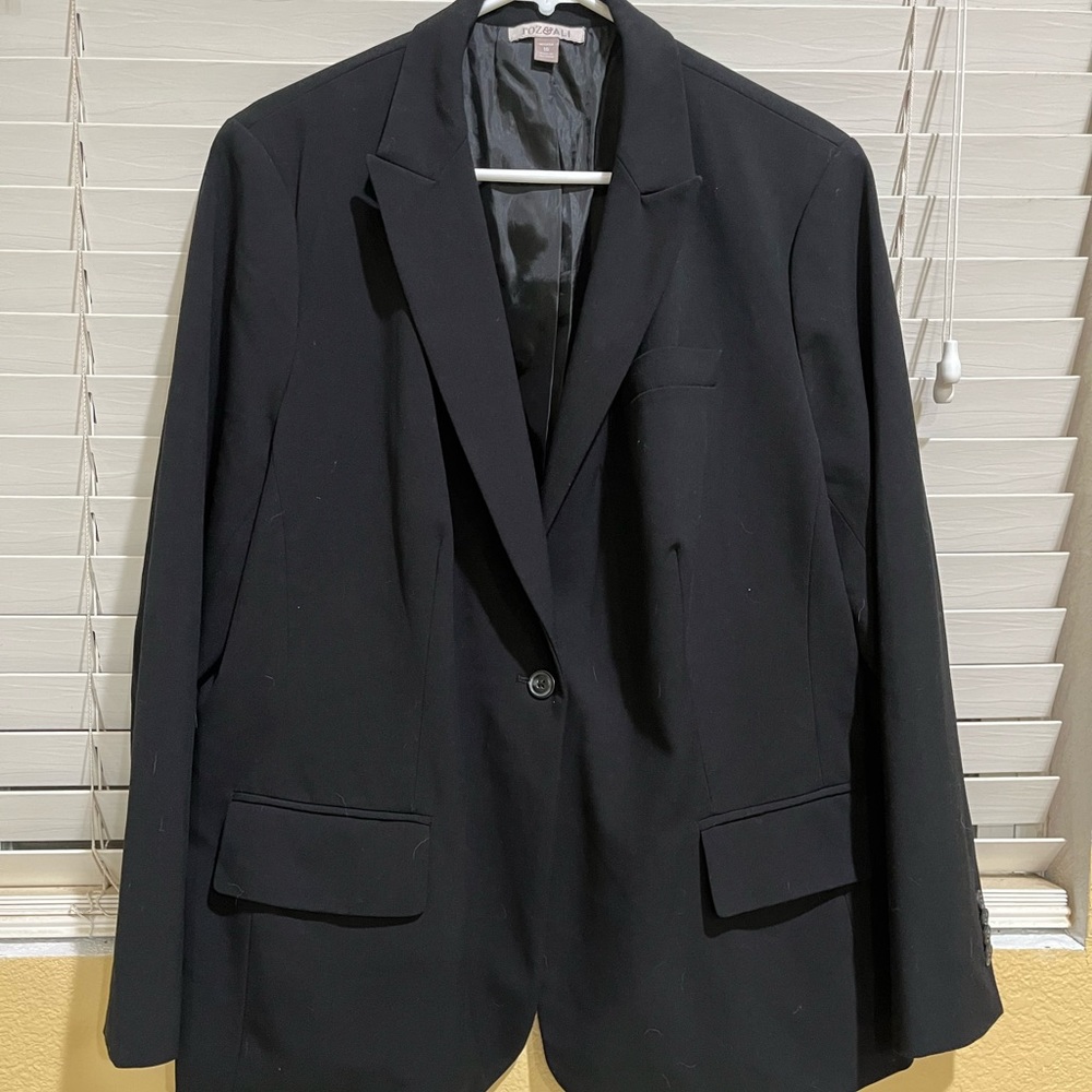 Roz & Ali Black Blazer - Size 16
